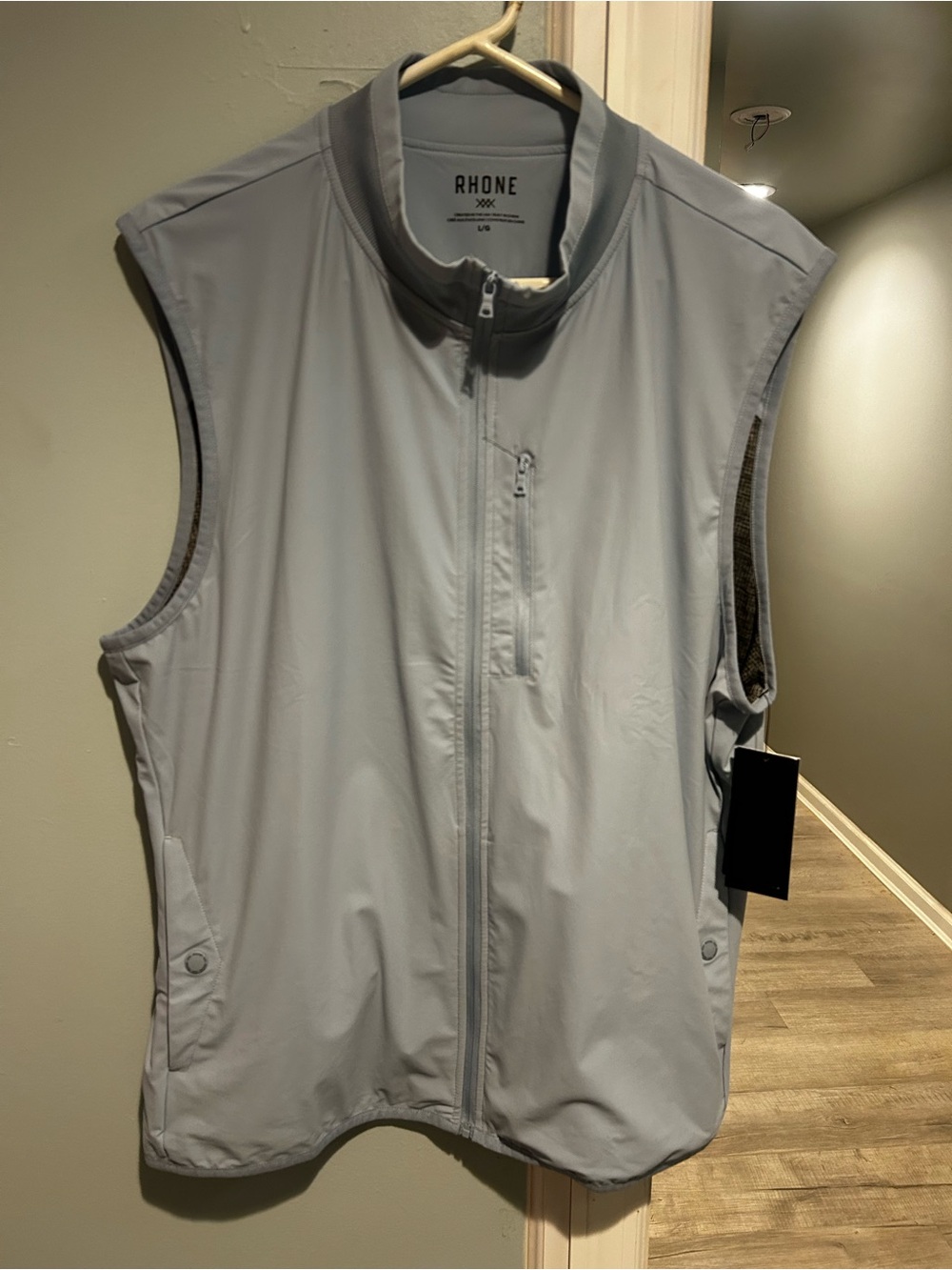 RHONE Light Gray Sleeveless Zip-Front Golf Vest